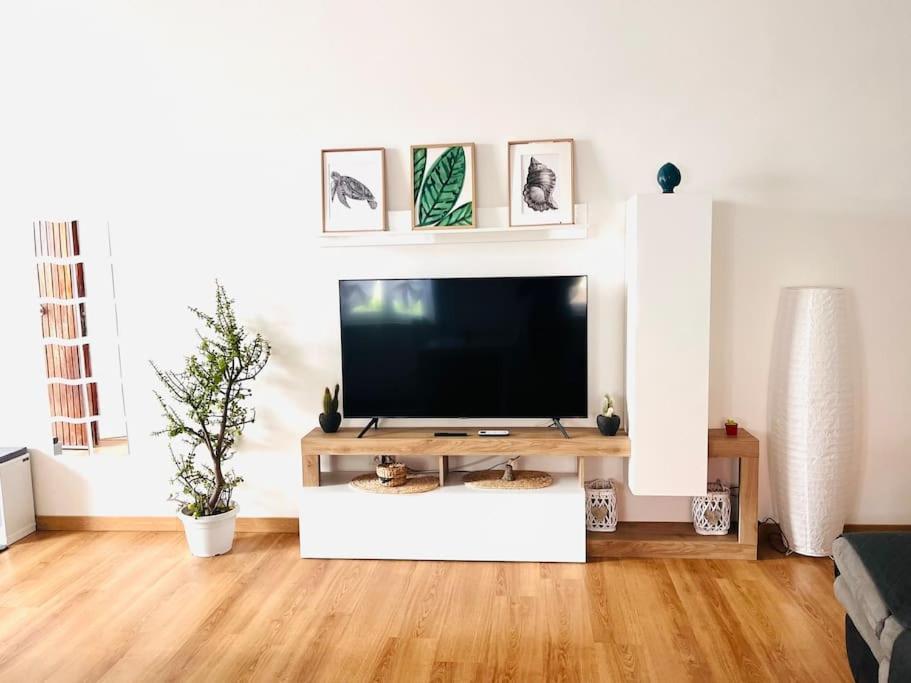 Turistico In Zona - Aeroporto Fco Apartment Fiumicino